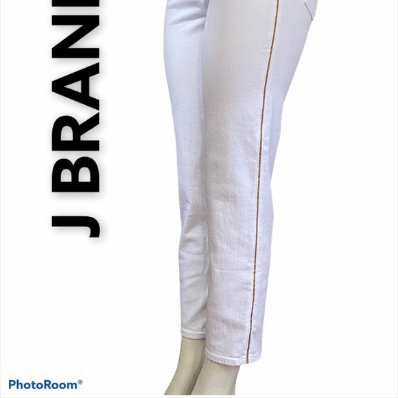 J BRAND
RUBY HIGH-RISE CIGARETTE JEANS - Picture 2 of 11